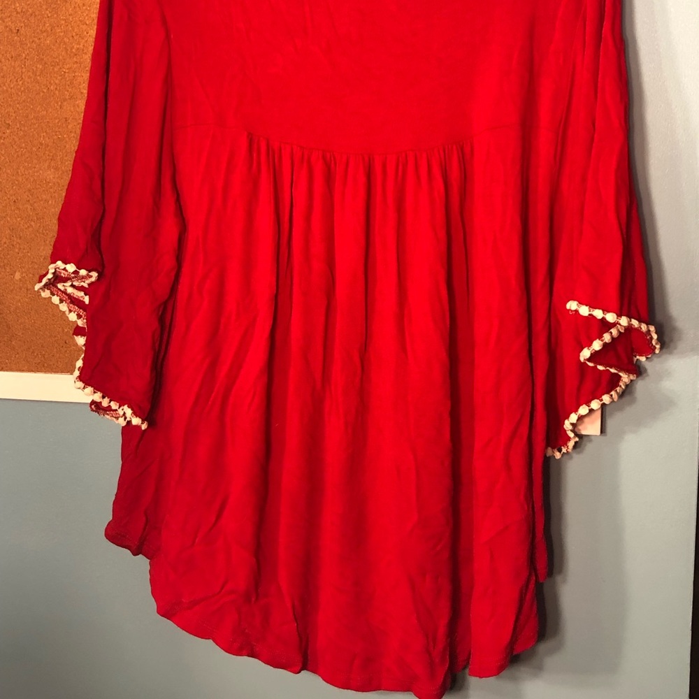 Red blouse - Picture 3 of 3